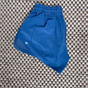 blue lululemon high rise hotty hot shorts